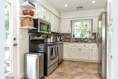 6 Kime Ave, Wayne, NJ 07470 - Photo 9