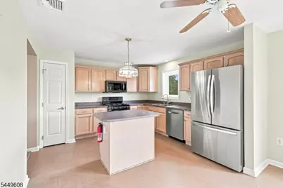 10 Lakeview Ter, Sussex, NJ 07461 - Photo 9
