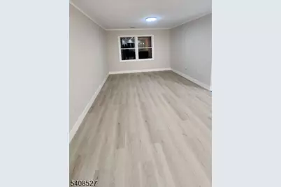 731 Lake Ave #2, Lyndhurst Township, NJ 07071 - Photo 17