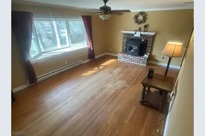 8 Diana Ct, Lebanon Township, NJ 07830 - Photo 9