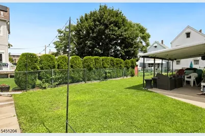 25 Grunwald St, Clifton, NJ 07013 - Photo 19