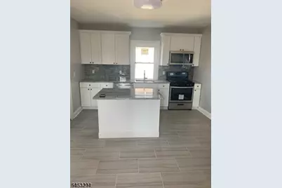 25 Grunwald St, Clifton, NJ 07013 - Photo 21