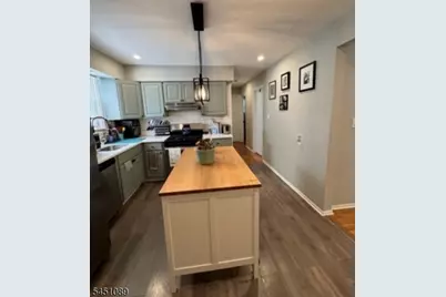 44 Parkway, Bloomfield, NJ 07003 - Photo 3