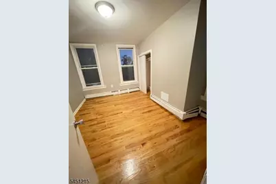 708 Jefferson Ave, Elizabeth, NJ 07201 - Photo 5