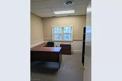 565 Newark Pompton Tpke, Pequannock Township, NJ 07444 - Photo 3