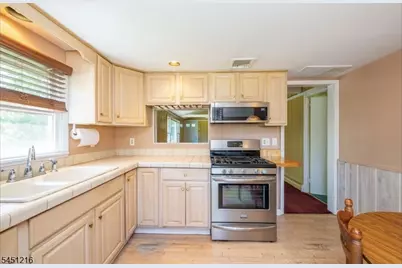 26 Cedar Tree Trl, Wantage, NJ 07461 - Photo 7