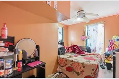 54 E Pennsylvania Ave, Woodbridge Township, NJ 07001 - Photo 13