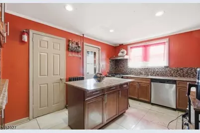 54 E Pennsylvania Ave, Woodbridge Township, NJ 07001 - Photo 7
