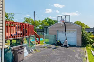 110 Patricia Pl, Clifton, NJ 07012 - Photo 25