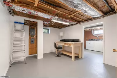 110 Patricia Pl, Clifton, NJ 07012 - Photo 21