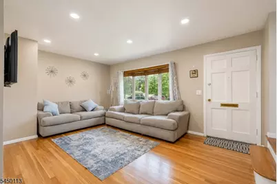 110 Patricia Pl, Clifton, NJ 07012 - Photo 7