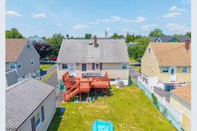 110 Patricia Pl, Clifton, NJ 07012 - Photo 29