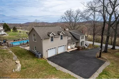 194 Fairview Ave, Washington Township, NJ 07853 - Photo 43