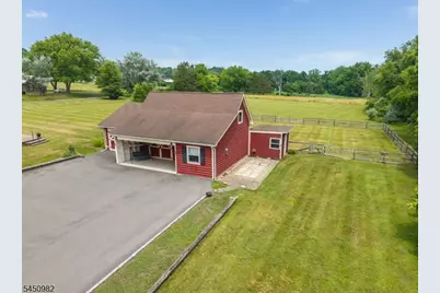80 Deer Hill Rd, Tewksbury Township, NJ 08833 - Photo 27