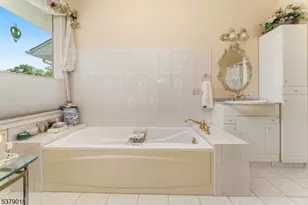 80 Deer Hill Rd, Tewksbury Township, NJ 08833 - Photo 21