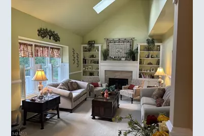 8 Stiles Ln, Franklin Township, NJ 08823 - Photo 15