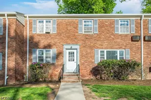 15 Wedgewood Dr, Verona, NJ 07044 - Photo 1