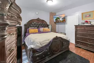236 Halsted St, East Orange, NJ 07018 - Photo 9