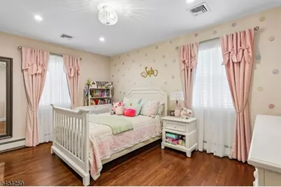 40 Oleander Way, Clark Township, NJ 07066 - Photo 13