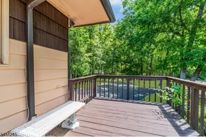 10 Sussex St, Byram Township, NJ 07874 - Photo 37