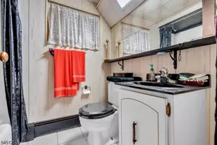 10 Sussex St, Byram Township, NJ 07874 - Photo 25