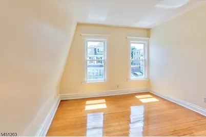 31-33 Voorhees St, Newark, NJ 07108 - Photo 37