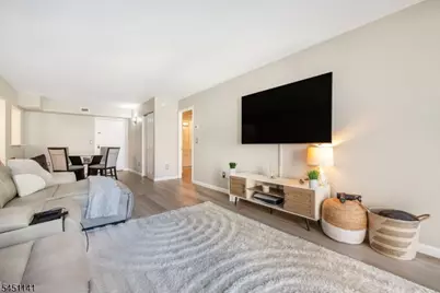 521 Piermont Ave #119, River Vale Township, NJ 07675 - Photo 3