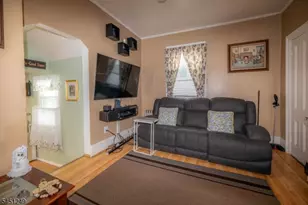280 E Hazelwood Ave, Rahway, NJ 07065 - Photo 9