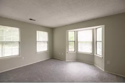 361 Hadleigh Ln, North Brunswick Township, NJ 08902 - Photo 15