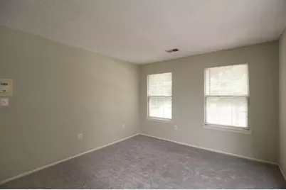 361 Hadleigh Ln, North Brunswick Township, NJ 08902 - Photo 17