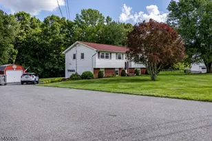 3 Sawmill Rd, Vernon Twp., NJ 07460 - Photo 29