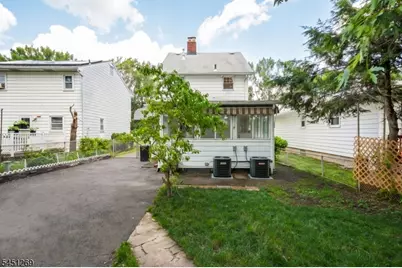 21 Morris Rd, Clifton, NJ 07012 - Photo 29