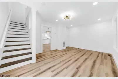 21 Morris Rd, Clifton, NJ 07012 - Photo 5