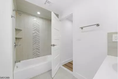 21 Morris Rd, Clifton, NJ 07012 - Photo 19