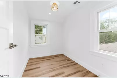21 Morris Rd, Clifton, NJ 07012 - Photo 23