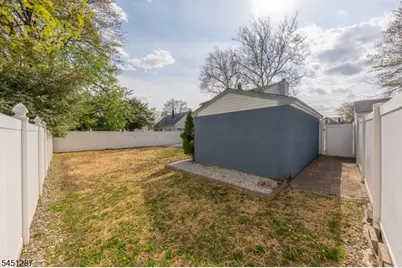 243 N 12th St, Kenilworth, NJ 07033 - Photo 23