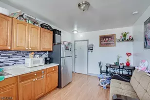 400 Maple Ave, Elizabeth, NJ 07202 - Photo 23