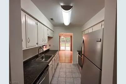 111 Almond Dr #111, Franklin Township, NJ 08873 - Photo 9