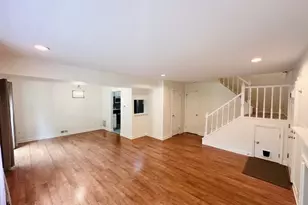 111 Almond Dr, Franklin Township, NJ 08873 - Photo 5