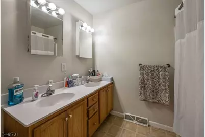 68 Greenwood Ave, Wanaque, NJ 07420 - Photo 35