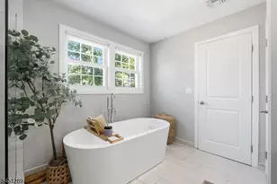 311 Martin Rd, Union Township, NJ 07083 - Photo 33
