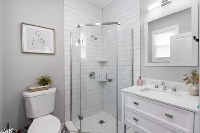 311 Martin Rd, Union Township, NJ 07083 - Photo 21