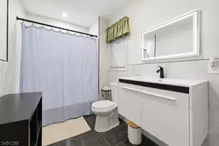 570 11th Ave, Paterson, NJ 07514 - Photo 23