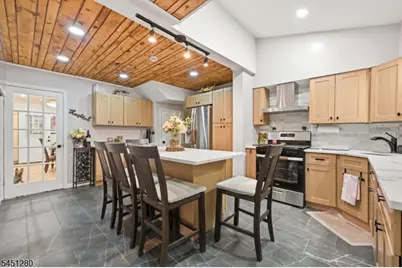 570 11th Ave, Paterson, NJ 07514 - Photo 9