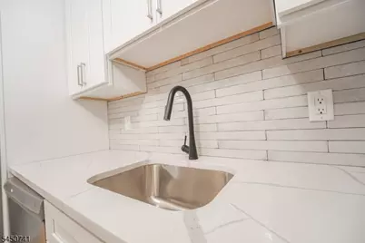 170 Seaman St, New Brunswick, NJ 08901 - Photo 3