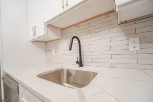 170 Seaman St, New Brunswick, NJ 08901 - Photo 3