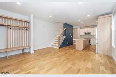 13 Wheeler St U #1, Montclair, NJ 07042 - Photo 3