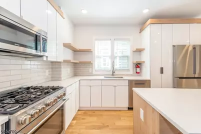 13 Wheeler St U #1, Montclair, NJ 07042 - Photo 7