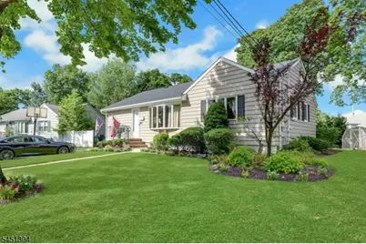 39-21 Knott Ter, Fair Lawn, NJ 07410 - Photo 23