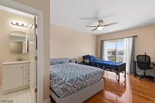 43 Manchester Ct, Kinnelon, NJ 07405 - Photo 11